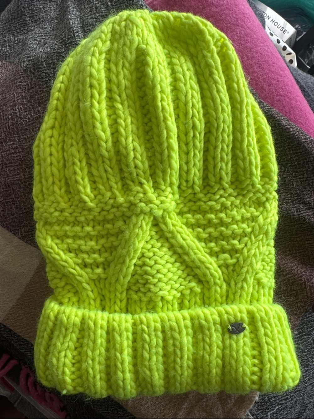 American eagle Neon Green Knit Beanie Hat